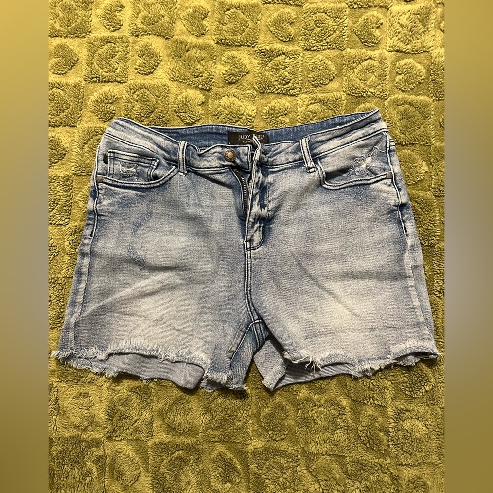 Judy Blue shorts- stretchy
